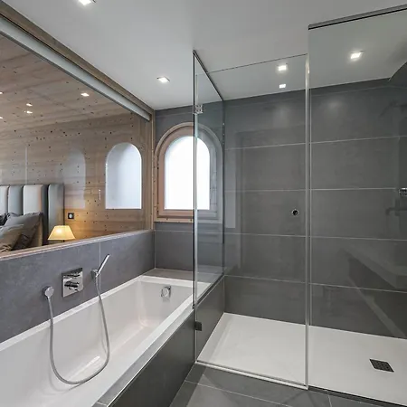 شاليه De Luxe Avec Piscine Et A - Fr-1-568-6